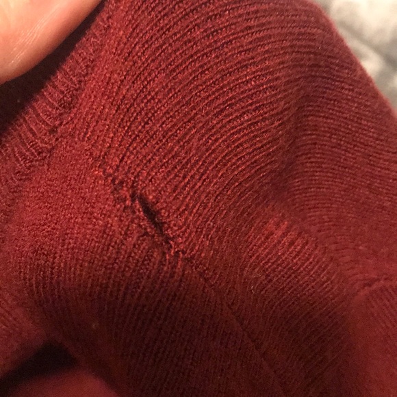 Burgundy open back sweater - Picture 4 of 4
